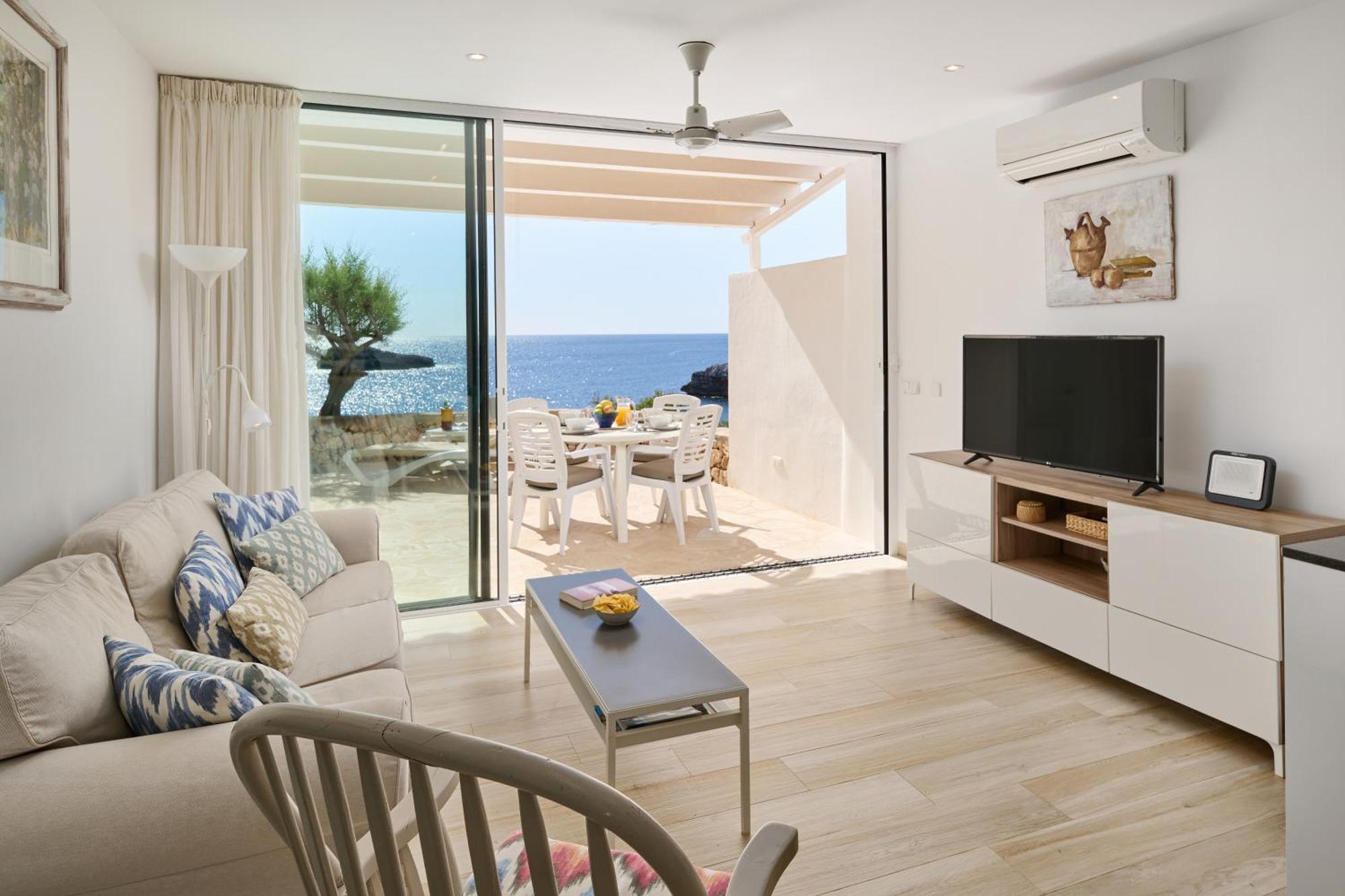 Sea Frontline Apartment 'Faraona'. Pool. Wifi Santanyí Eksteriør bilde